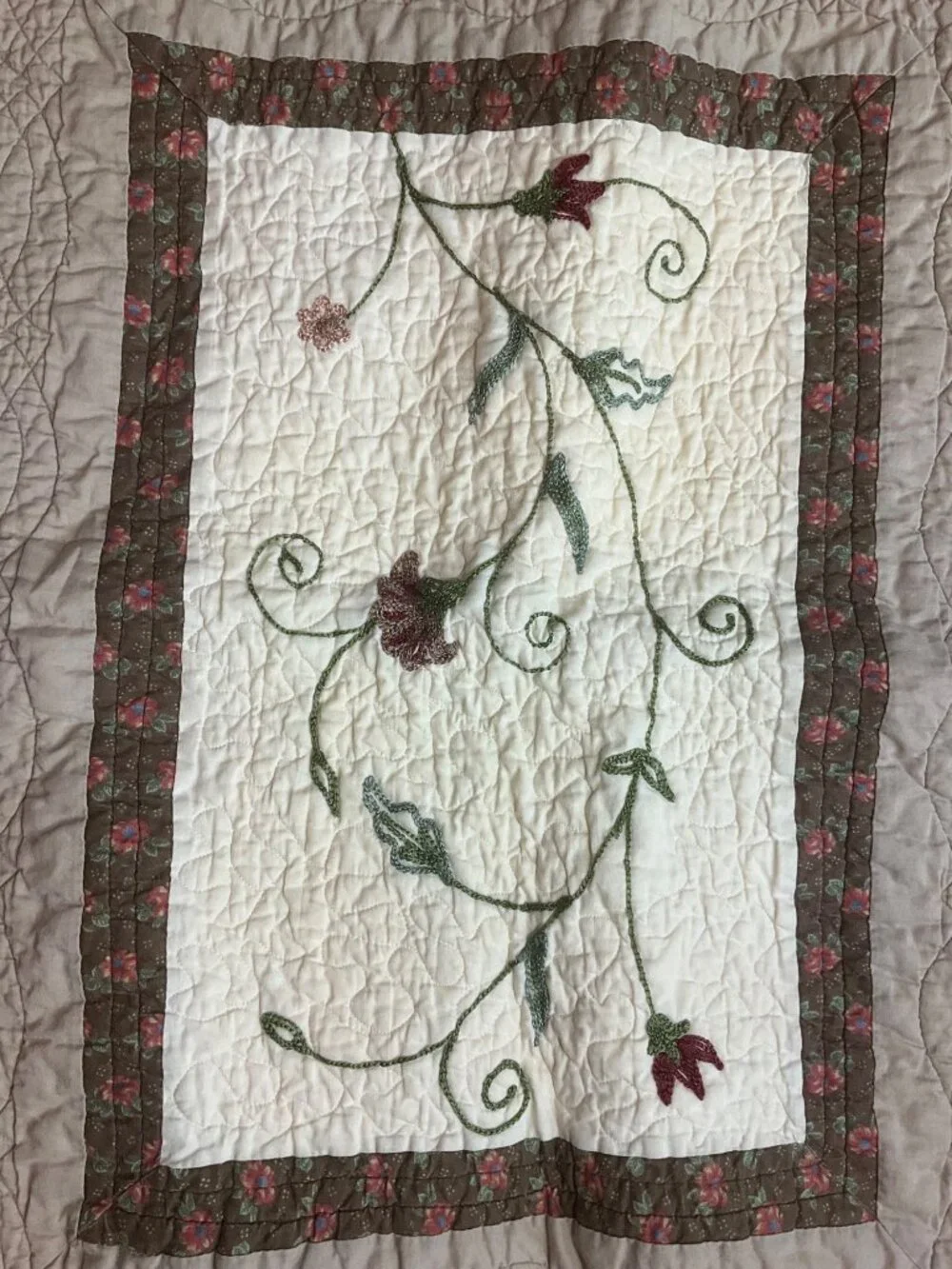 Home Classics Queen/Full Floral Embroidered Reversible Quilt Shams Set Cotton*
